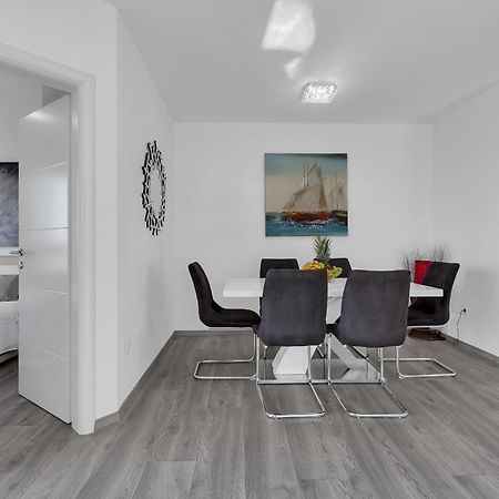 Sea View Apartments Dammi With Free Parking Makarska Bagian luar foto